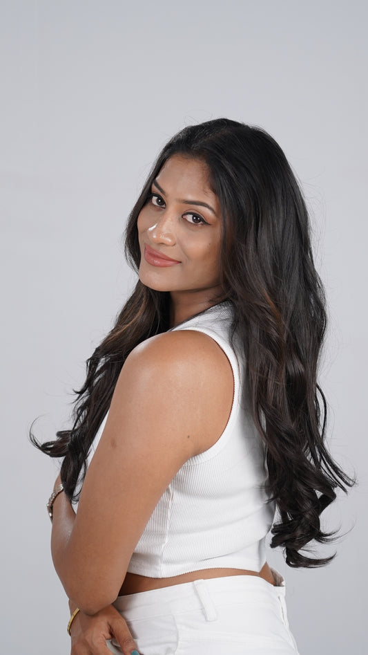 Model wearing Curly Quick Volume clip-in hair extension, one-piece